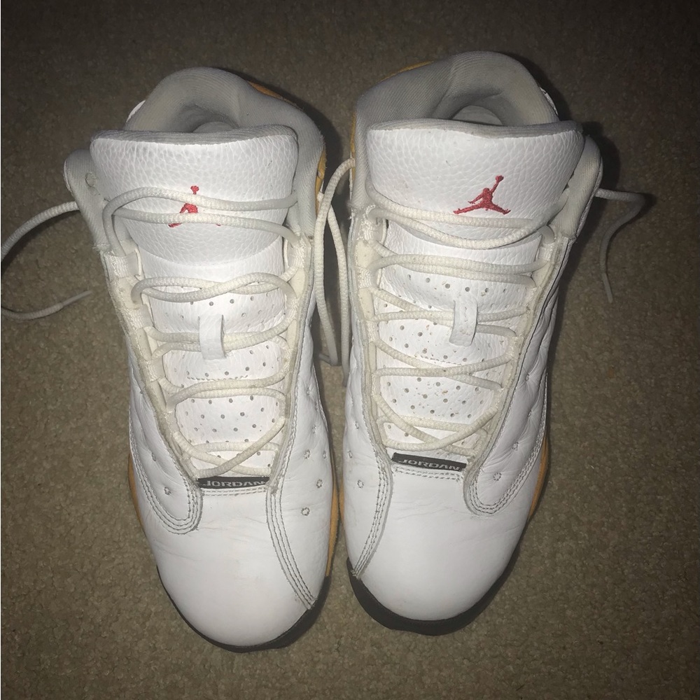 Youth size 7 Jordan 13